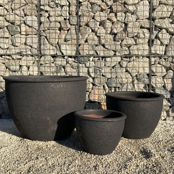 The Tam Coc Glazed Shades Of Volcanic Coral Plant Pots Set Of 3 - 2