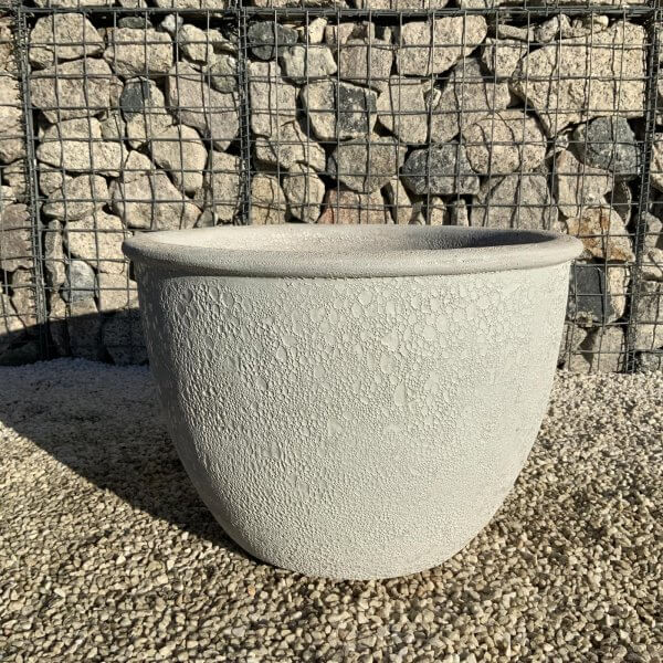 The Tam Coc Glazed Shades Of White Plant Pots Set Of 3 - 7 1