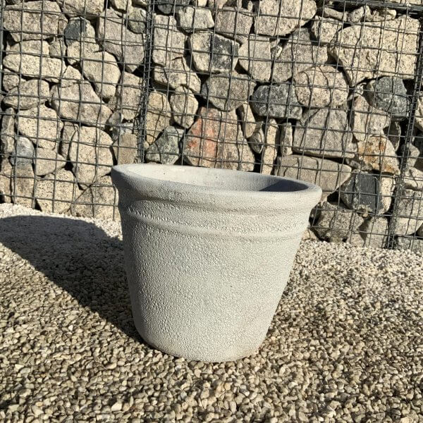 The Hanoi Atlantis Shades Of White Plant Pot Set Of 3 - 10