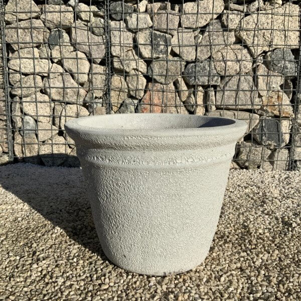 The Hanoi Atlantis Shades Of White Plant Pot Set Of 3 - 8